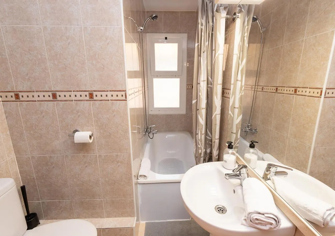 Apartmán Espacioso Piso De 4 Habitaciones Cerca Del Mar Tarragona